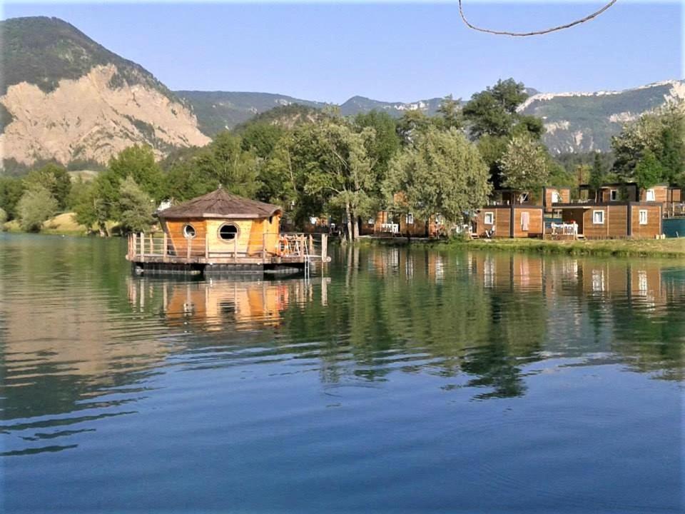 Camping Le Lac Bleu Otel Châtillon-en-Diois Dış mekan fotoğraf